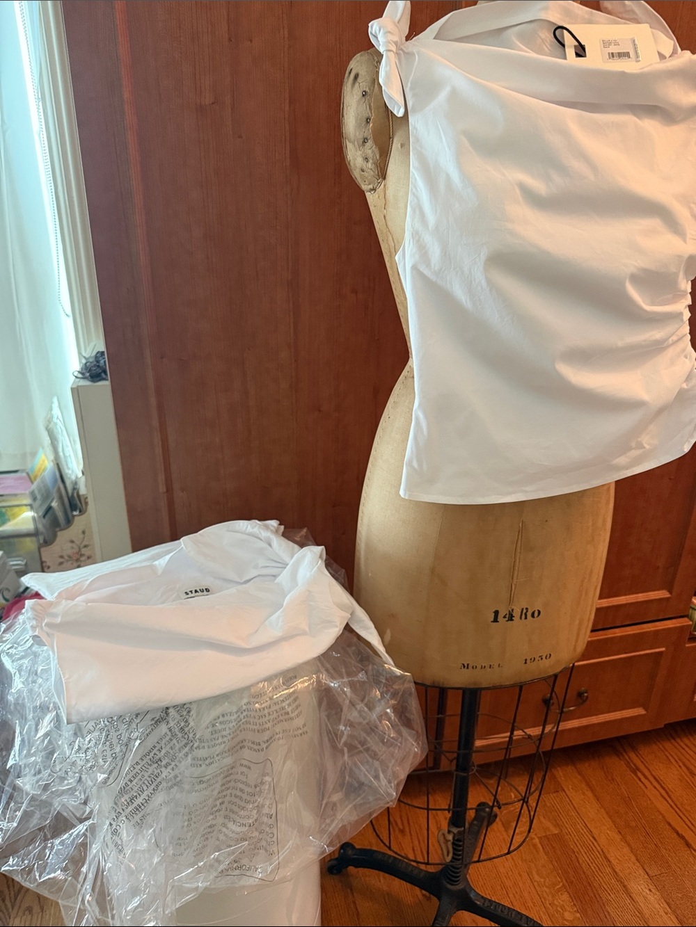 NWT STAUD Women’s Bellaria White Knotted Shoulder Cotton Top Sz 00 - Picture 3 of 10
